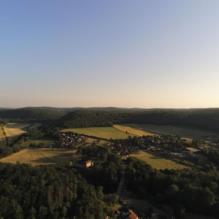 Vila La Roche Du Moulin Saint-More Exteriér fotografie
